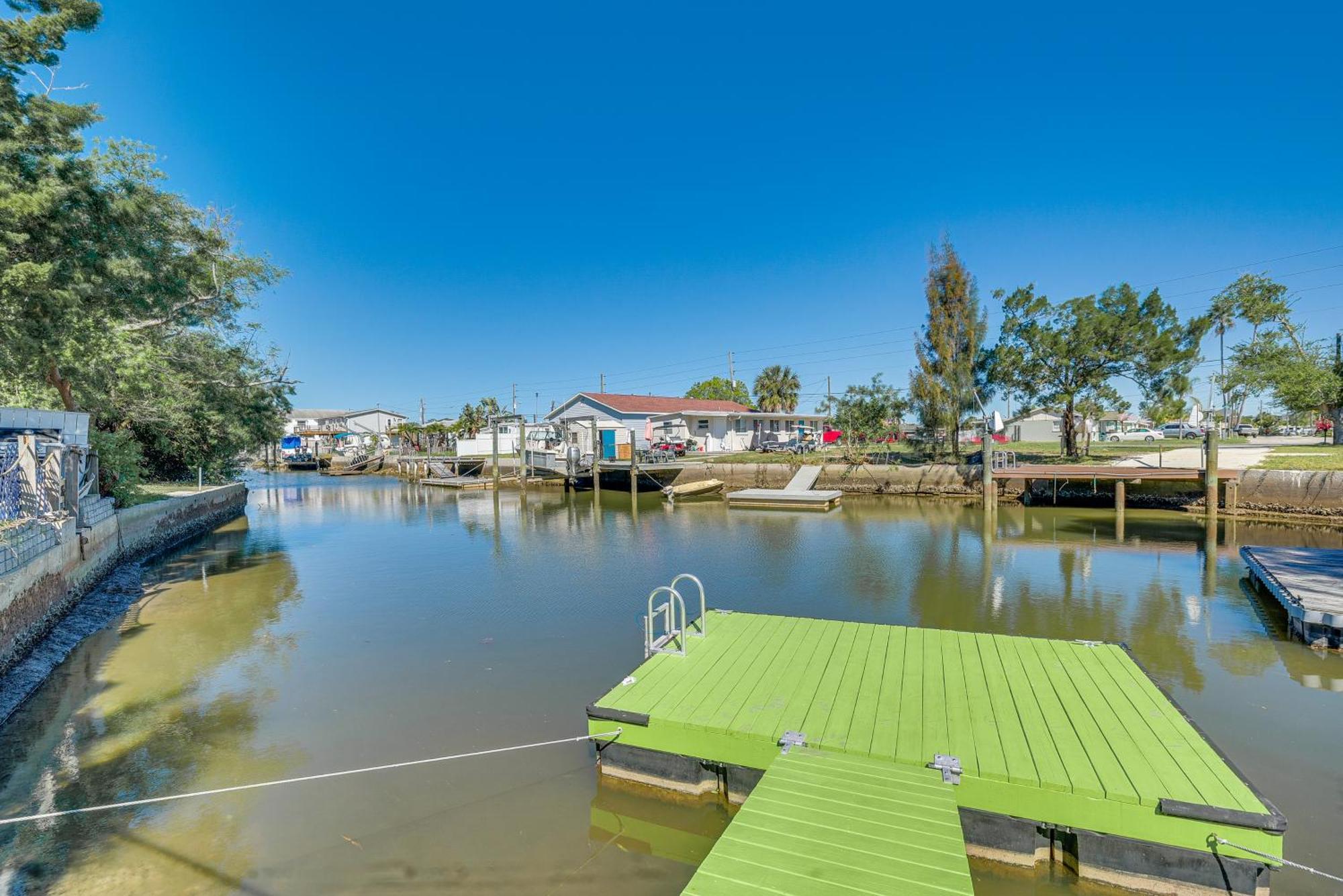 Hudson Home With Dock On Canal About 1 Mi To Beach! Екстер'єр фото